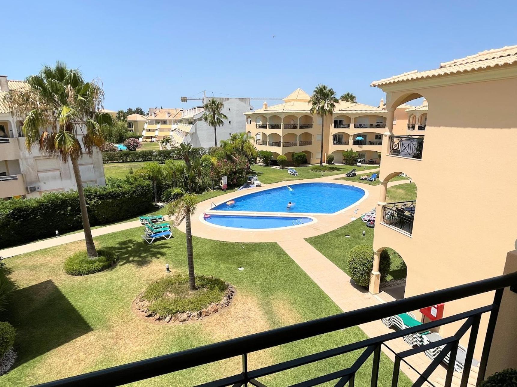 Praia Village Ag Виламура Екстериор снимка
